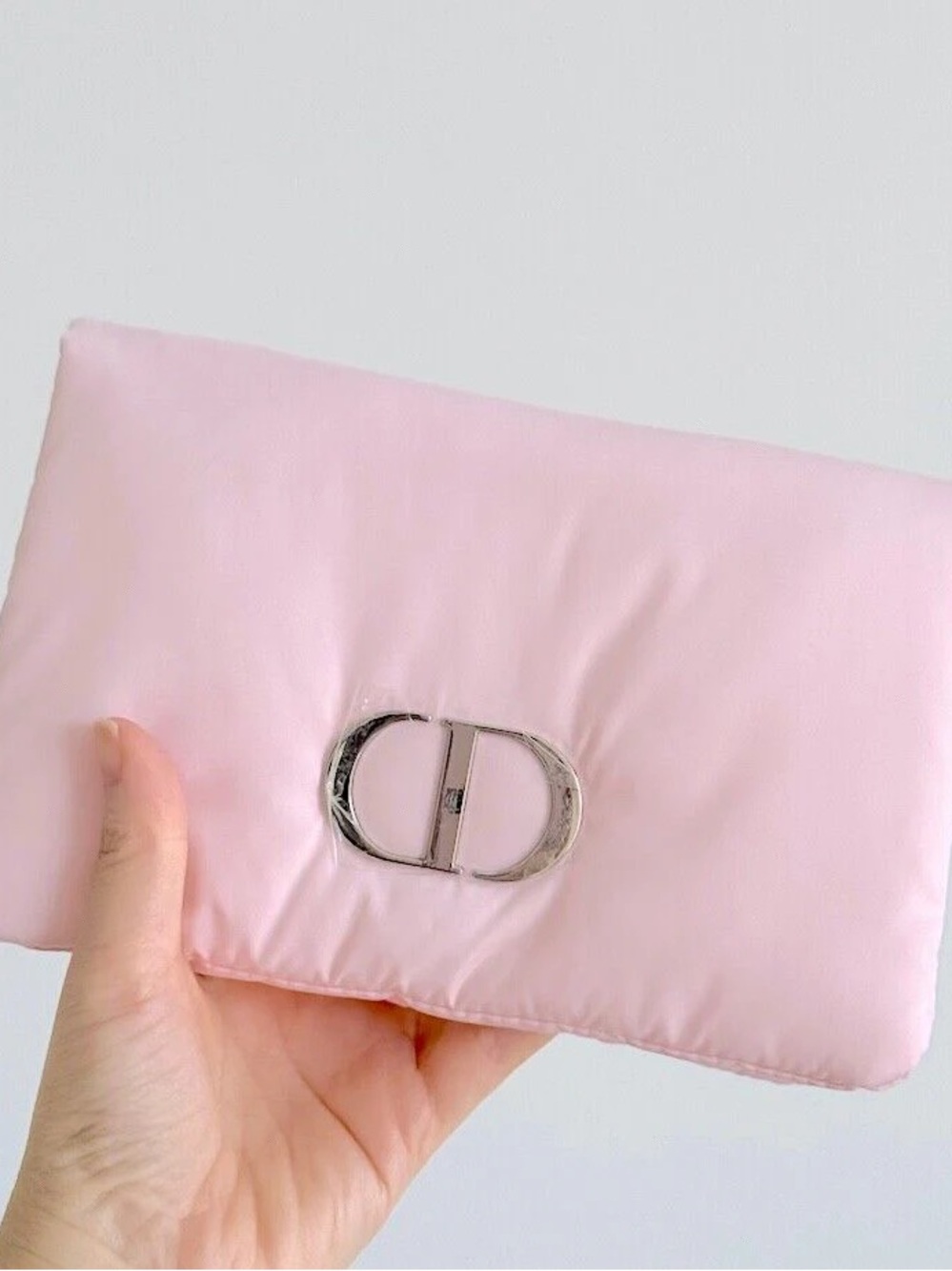 ✨NEW✨ Dior Beauty Puffy Cosmetics Pouch